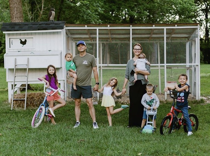 DD5919D7-1430-4990-9E42-6E57F80B6EDB